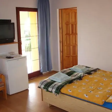 Hotel Sloneczny Dom Dziwnówek